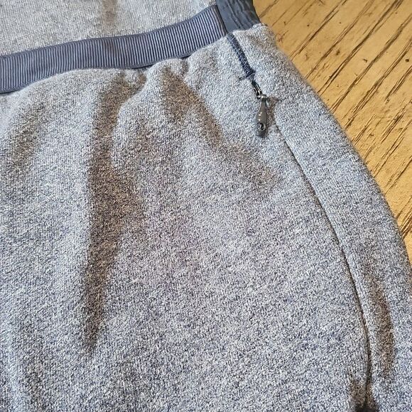 Lululemon heather blue jogger sweatpants size 4 - Picture 8 of 16